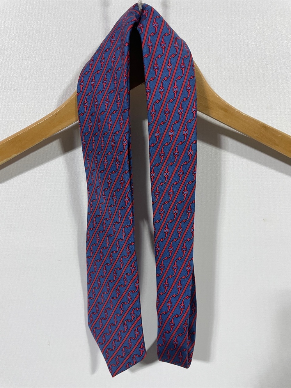 Hermes Blue Tie with Red Chain-Stripe Motif